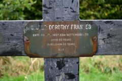 Ditchingham - All Hallows Graveyard - Dorothy Frances(Sister) 1970 (2)