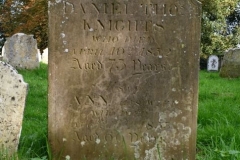 Ditchingham - St. Mary's Churchyard - Knights, Daniel T. 1852, Ann 1855